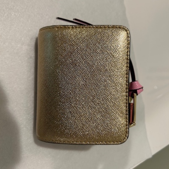 Marc Jacobs Snapshot Mini Compact Wallet, Leather- Excellent Condition - Picture 2 of 6